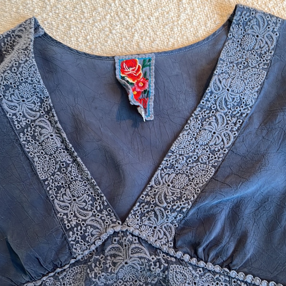 Johnny Was Cupra rayon lace blouse XS Denim color - Picture 3 of 8